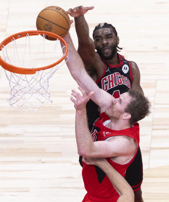 （体育）篮球——NBA常规赛：猛龙不敌公牛-10.jpg
