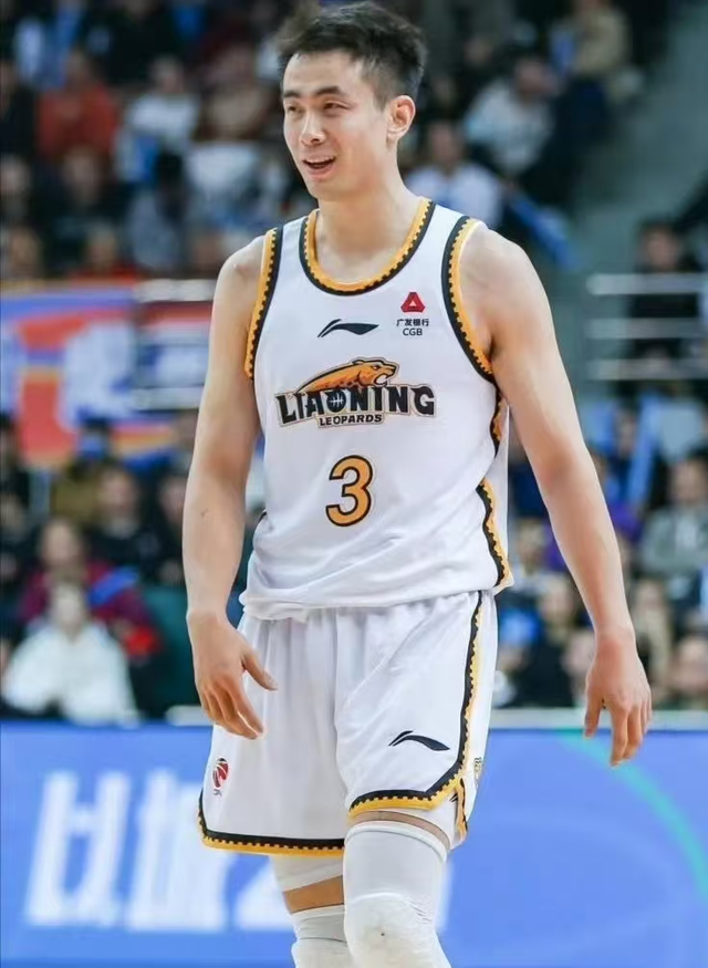 CBA最新排名！4队争第1，辽宁掉第5！广东坐9望8，上海队翻身成功-5.jpg