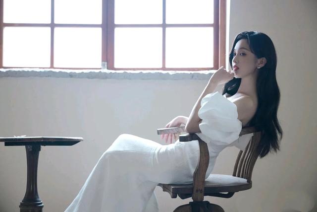 女明星-2.jpg