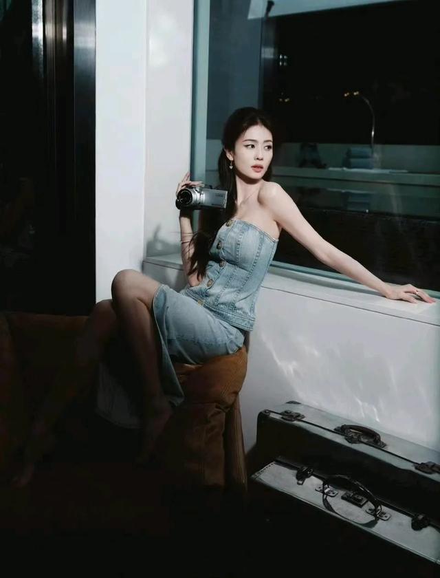 女明星-2.jpg