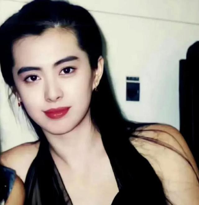 这20位绝美女明星，进来看看有没有你的女神-3.jpg
