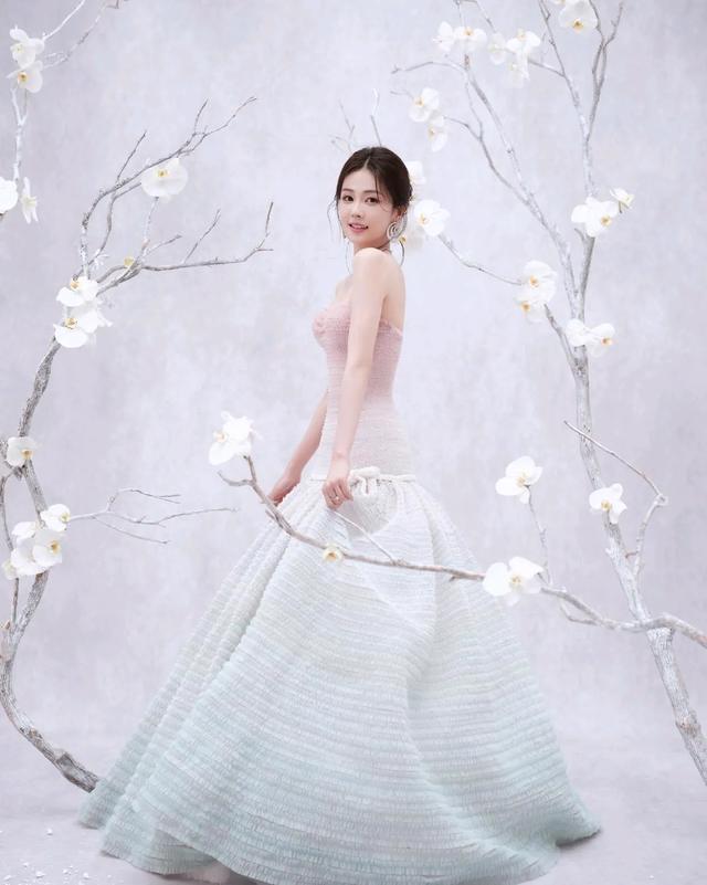 女明星-5.jpg