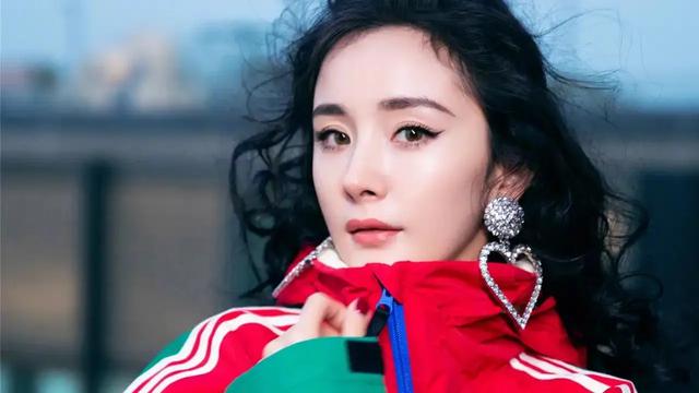 2024年底十大明星美女排行榜：群芳争艳，谁领风骚？-5.jpg
