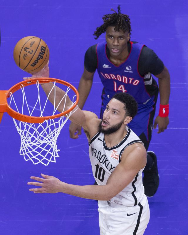 （体育）篮球——NBA常规赛：猛龙不敌篮网-2.jpg
