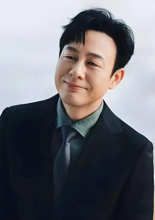 近期娱乐圈内几位明星的热度及他们的相关事迹。-3.jpg