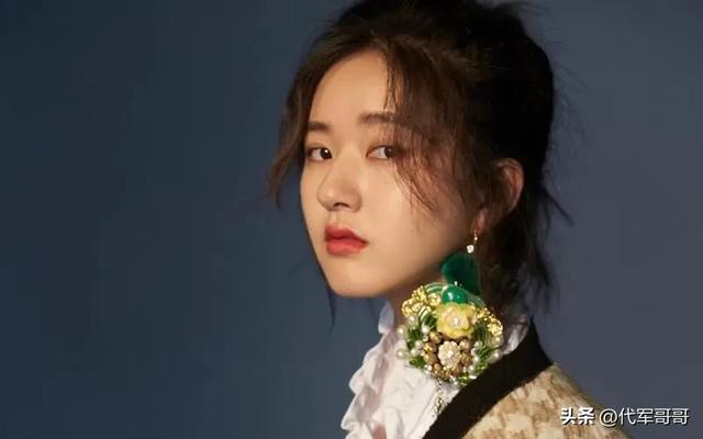 成功变成明星的6位网红，有人是淘宝女模有人书模，各不一样-4.jpg