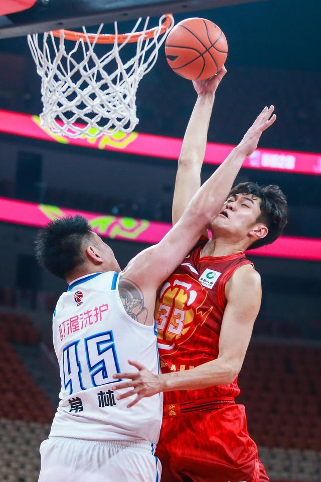 #（体育）篮球——CBA常规赛：深圳马可波罗胜宁波町渥-3.jpg