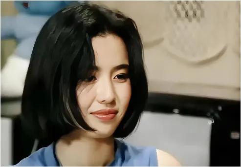 从光彩照人到沦为背景板，这5位明星的现状让人唏嘘-9.jpg