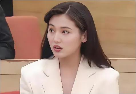 从光彩照人到沦为背景板，这5位明星的现状让人唏嘘-21.jpg