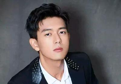 四位明星合照曝光：刘亦菲、李现、王诗龄与刘冲同框引热议-7.jpg