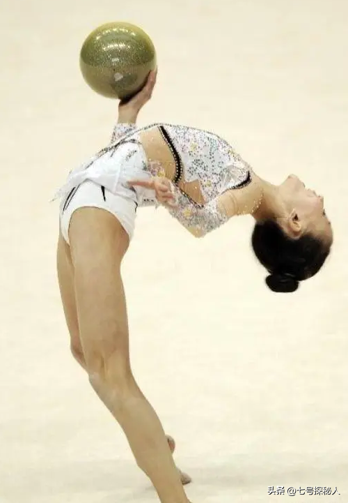 我国体育界的5大美女，气质不输给明星，个个实力不凡、颜值出众-14.jpg