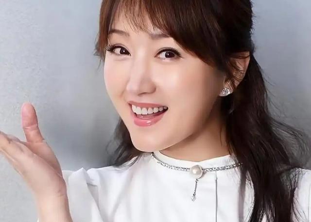 内娱身败名裂的9位大明星，有的自毁前程，有的退出娱乐圈！-3.jpg