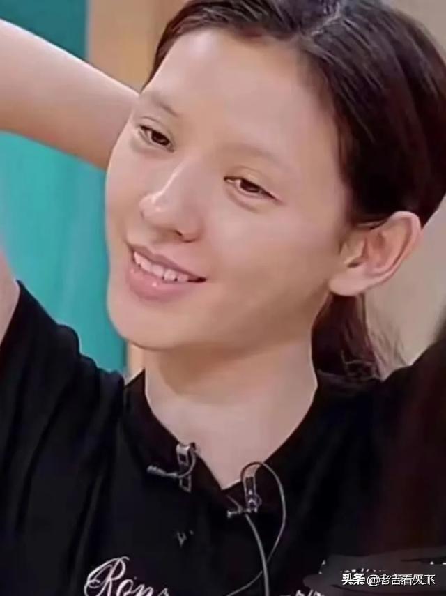 明星素颜真面目，林心如像农村大妈，朱丹肤色蜡黄，董洁真没想到-15.jpg