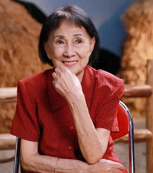 新中国“22大明星”：17位已离世，如今5位健在，最大的96最小86-11.jpg