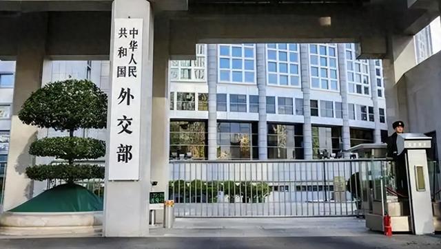 我国宣布制裁后，美国没反应，加拿大特别难受，忍不住向我国喊话-1.jpg