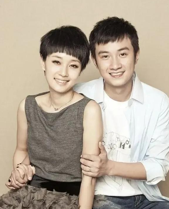 一直以为电视里都是演的，没想到竟是真夫妻的 11 对明星-3.jpg