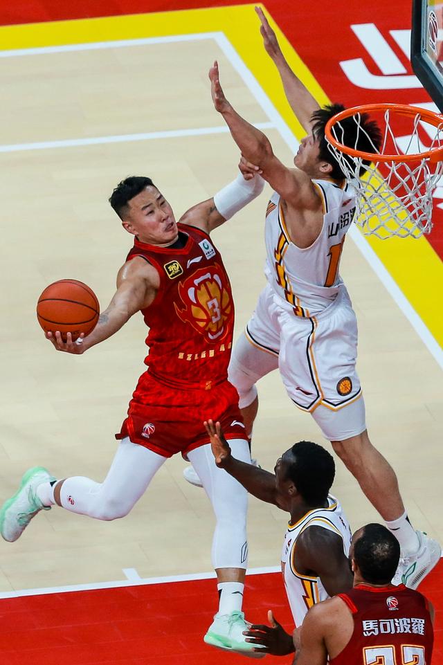 #（体育）篮球——CBA常规赛：山西汾酒胜深圳马可波罗-4.jpg