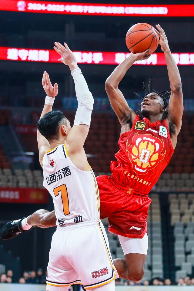 #（体育）篮球——CBA常规赛：山西汾酒胜深圳马可波罗-5.jpg