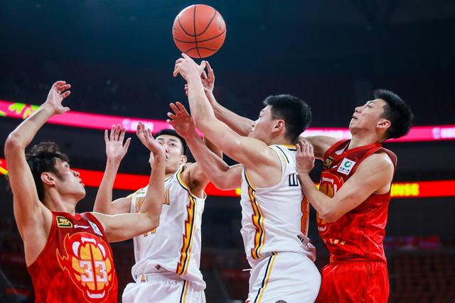 #（体育）篮球——CBA常规赛：山西汾酒胜深圳马可波罗-6.jpg