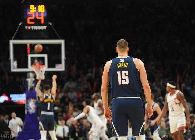 布克缺阵也能赢！杜兰特27分 约基奇空砍25+15 太阳胜掘金结束3连败-2.jpg