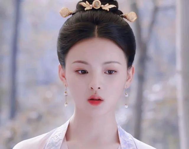 公认中国最漂亮的15位女明星-15.jpg