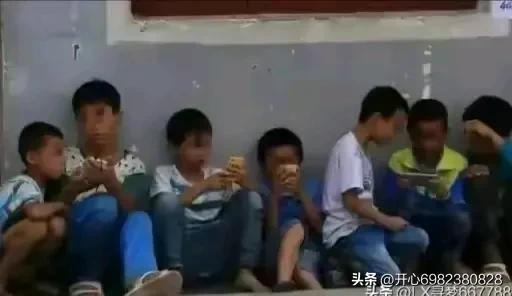 今日头条爆款文章：一部手机对孩子的影响！是好是坏您怎么看？-3.jpg