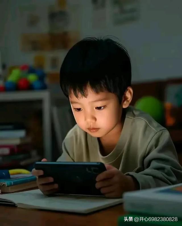 今日头条爆款文章：一部手机对孩子的影响！是好是坏您怎么看？-5.jpg