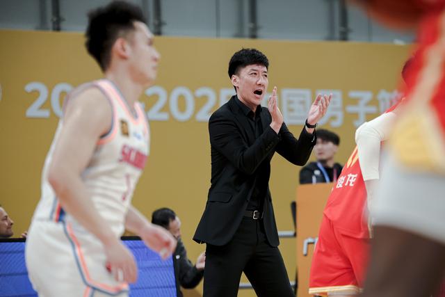 （体育）篮球——CBA常规赛：浙江方兴渡对阵四川丰谷酒业-1.jpg