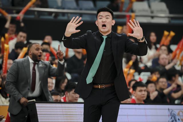 （体育）篮球——CBA常规赛：浙江方兴渡对阵四川丰谷酒业-7.jpg
