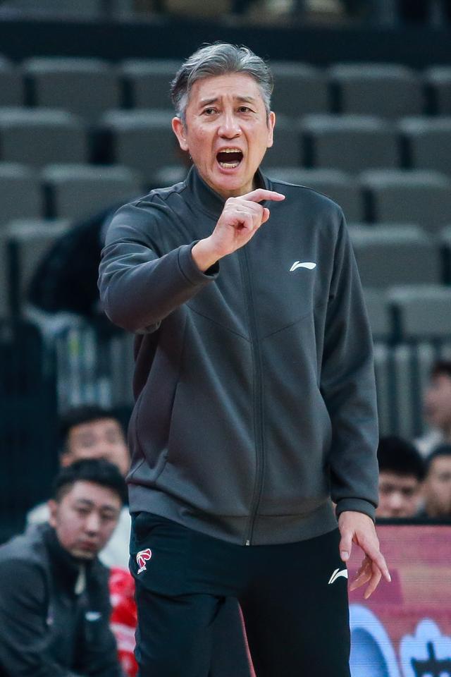 #（体育）篮球——CBA常规赛：浙江稠州金租胜深圳马可波罗-3.jpg