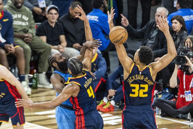 （体育）篮球——NBA常规赛：快船胜勇士-1.jpg