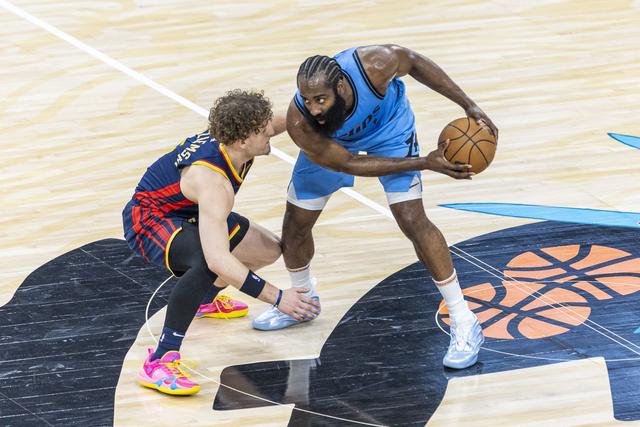 （体育）篮球——NBA常规赛：快船胜勇士-4.jpg