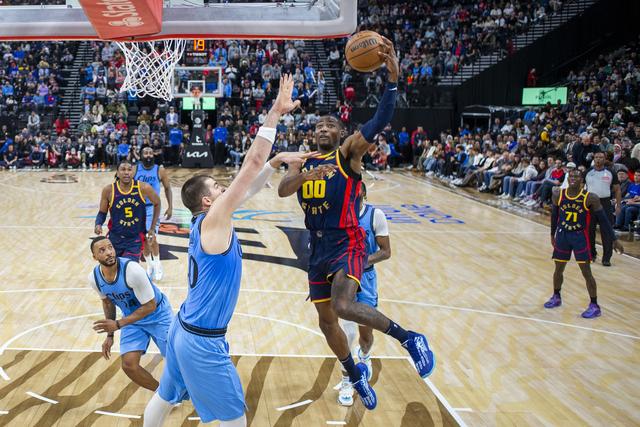 （体育）篮球——NBA常规赛：快船胜勇士-8.jpg