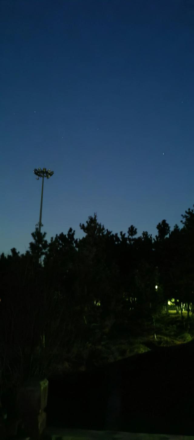 巜头条首发》-5.jpg