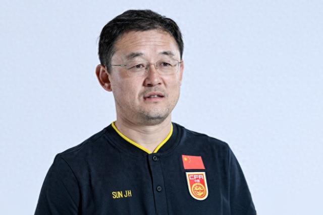 孙继海：若仅靠踢球时收入，早用完了，还给中国足球的远超获得的-1.jpg