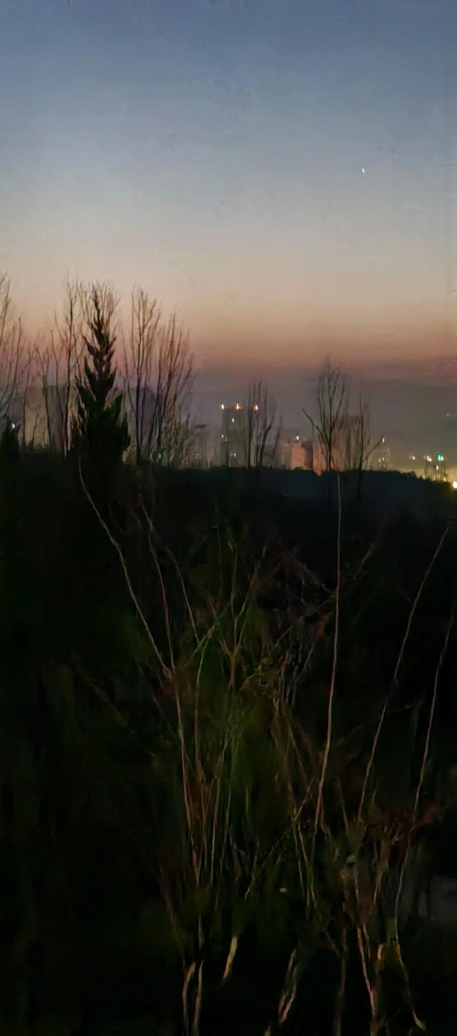 《头条首发》-1.jpg