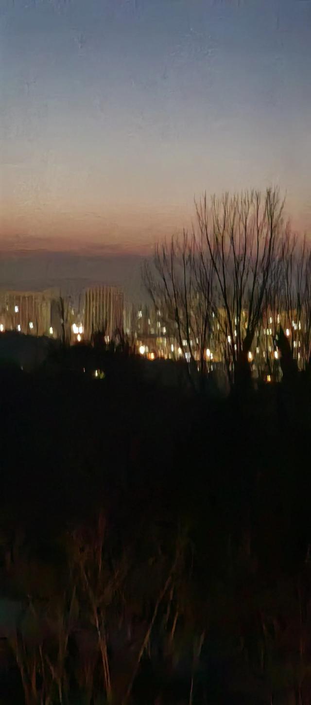 《头条首发》-2.jpg