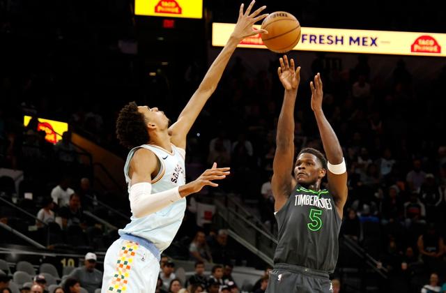 30日NBA前瞻：文班亚马再战爱德华兹 亚历山大剑指11连胜-6.jpg