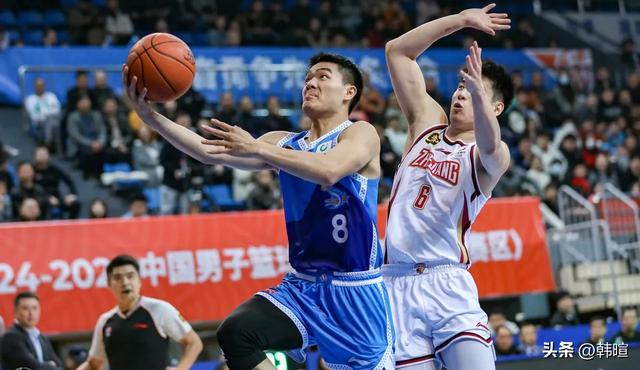 制最美的海报、打最丑的篮球，福建男篮15连败，本赛季1胜22负-4.jpg
