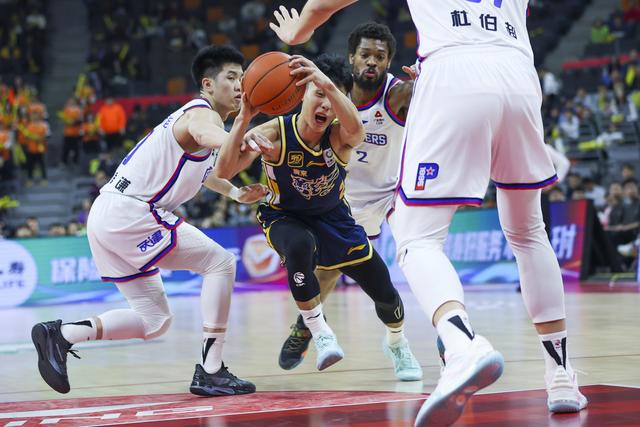 #（体育）篮球——CBA常规赛：广东东阳光胜天津先行者-7.jpg