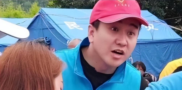内娱“身败名裂”的10位大明星，有的自毁前程，有的退出娱乐圈-3.jpg