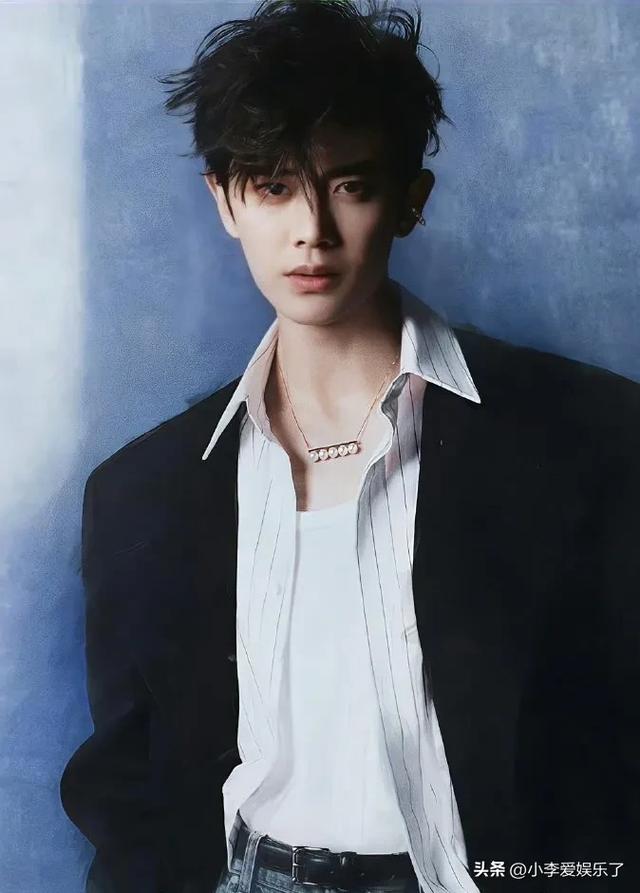 星光大赏最热人物，赵丽颖垫底，虞书欣丁禹兮第三四 第一双栖明星-4.jpg