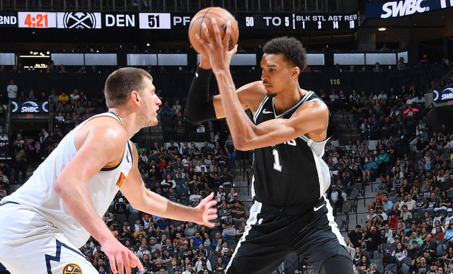 4日NBA前瞻：詹姆斯冲击两大里程碑 威少只差12分超越掘金名宿-8.jpg