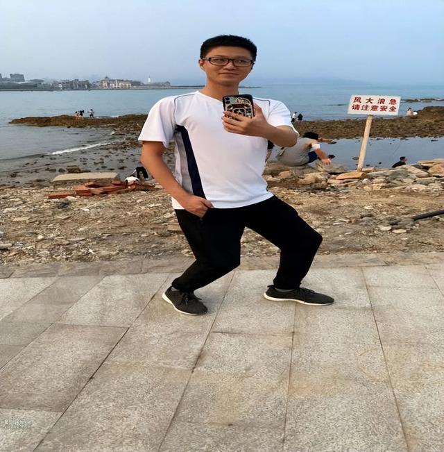 辞稳定工作移民加拿大！90后沦为家庭煮夫-4.jpg