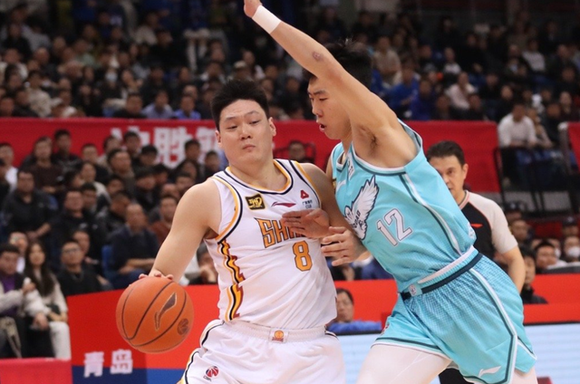 CBA一夜连出三大冷门：第一黑马遭爆冷掀翻 北京22分击溃浙江-2.jpg
