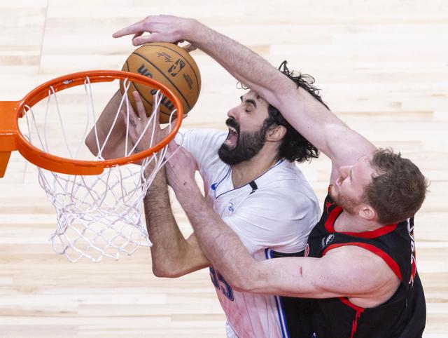 （体育）篮球——NBA常规赛：猛龙不敌魔术-8.jpg