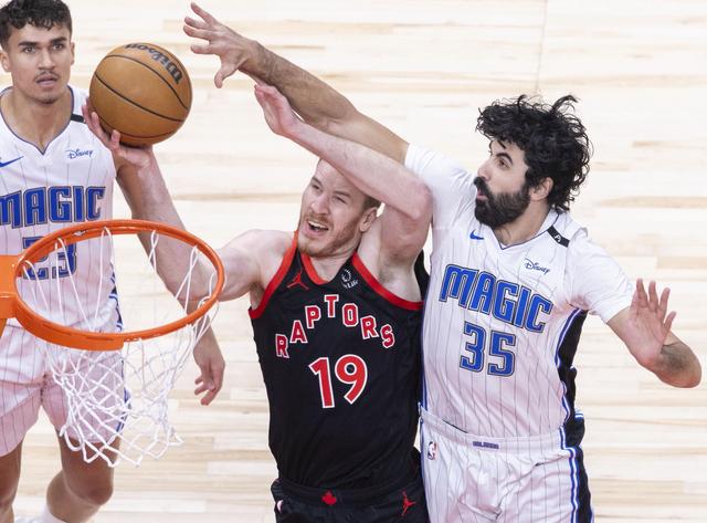 （体育）篮球——NBA常规赛：猛龙不敌魔术-7.jpg
