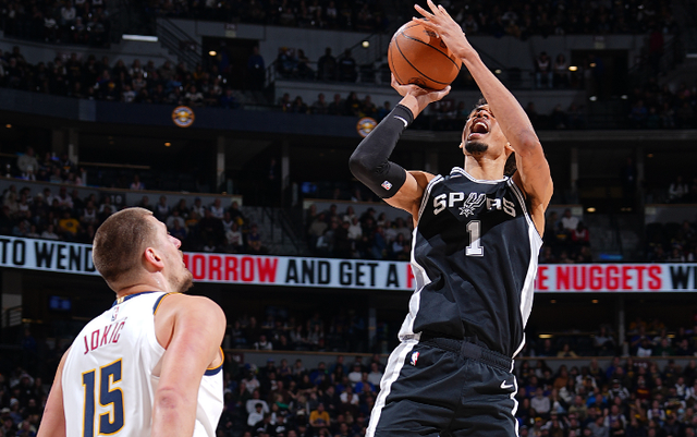 NBA最新排名：湖人复仇老鹰升至西部第4 文班爆发马刺来到第8-3.jpg