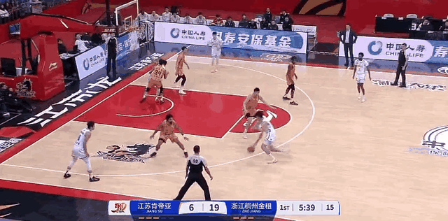 随着山西25分逆转新疆，浙江爆冷！CBA最新排名如下，大黑马回第2-13.jpg