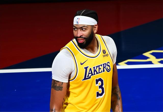NBA红黑榜：雷霆亚历山大继续完胜东部，火箭双星收割詹眉组合！-4.jpg